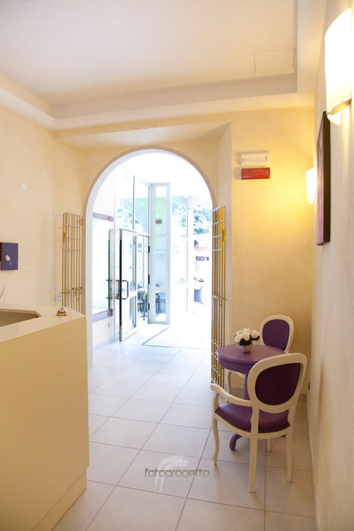Albergo Roma Borgo Val di Taro Eksteriør billede