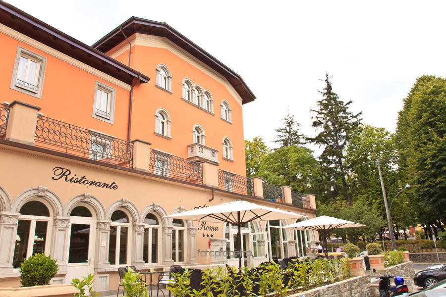 Albergo Roma Borgo Val di Taro Eksteriør billede