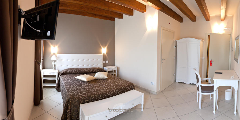 Albergo Roma Borgo Val di Taro Værelse billede